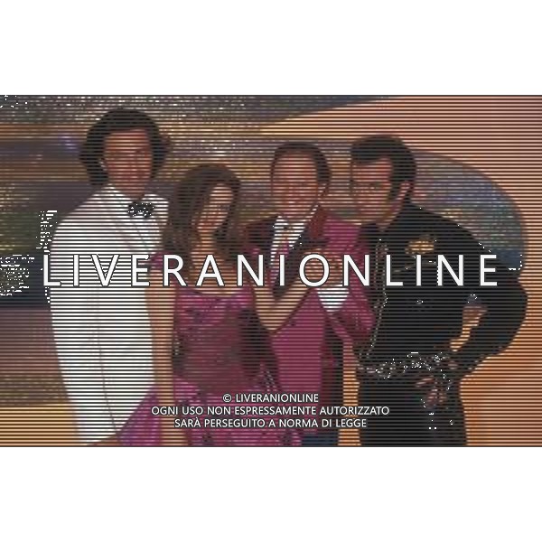 DIAP-RETROSPETTIVA DEBORA CAPRIOGLIO ATTRICE NELLA FOTO DEBORA CAPRIOGLIO NELLA TRASMISSIONE TELEVISIVA “ SAPORE DI MARE “CON LUCA BARBARESCHI-MASSIMO BOLDI E TEO TEOCOLI NELL\'ANNO 1991 A MILANO AG ALDO LIVERANI SAS