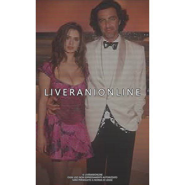 DIAP-RETROSPETTIVA DEBORA CAPRIOGLIO ATTRICE NELLA FOTO DEBORA CAPRIOGLIO NELLA TRASMISSIONE TELEVISIVA “ SAPORE DI MARE “ CON LUCA BARBARESCHI NELL\'ANNO 1991 A MILANO AG ALDO LIVERANI SAS