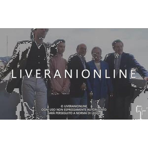 DIAP-RETROSPETTIVA MARCELLO MASTROIANNI ATTORE NELLA FOTO JEANNE MOREAU CON MARCELLO MASTROIANNI AL FESTIVAL INTERNAZIONALE DEL CINEMA DI CANNES NELL\'ANNO 1991 E IL CAST DEL FILM AG ALDO LIVERANI SAS 