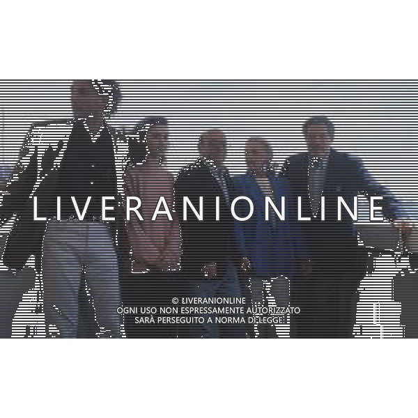 DIAP-RETROSPETTIVA MARCELLO MASTROIANNI ATTORE NELLA FOTO JEANNE MOREAU CON MARCELLO MASTROIANNI AL FESTIVAL INTERNAZIONALE DEL CINEMA DI CANNES NELL\'ANNO 1991 E IL CAST DEL FILM AG ALDO LIVERANI SAS 