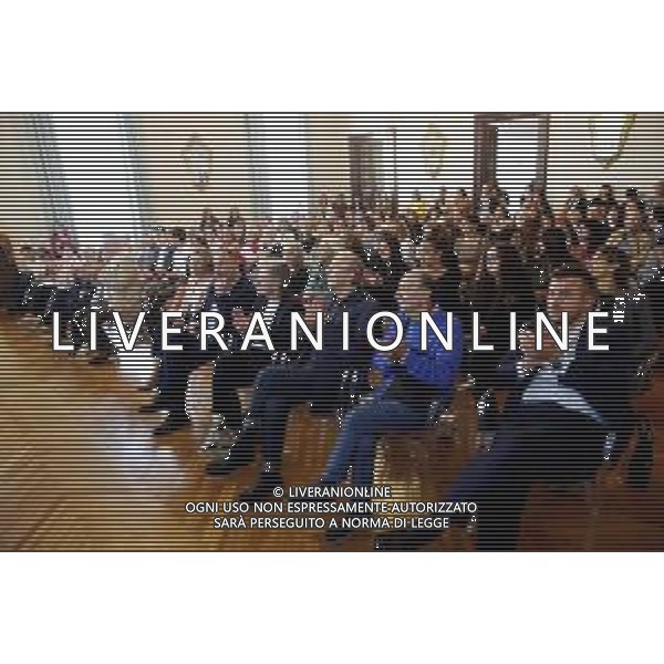 IMOLA 30 09 2025 50 ANNI DELL\'ISTITUTO PROFESSIONALE CASSIANO IMOLA NELLA FOTO IN PRIMA FILA DA DESTRA SINDACO MARCO PANIERI,EX PRESIDE MARIO FAGELLA,EX PRESIDE FABIO BARONI ©SANNA - AGENZIA ALDO LIVERANI SAS