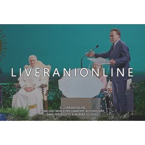 Castel Gandolfo 01 Ottobre 2025 Celebration of Hope - Raising Hope for Climate Justice Nella foto: Papa Leone XIV, Arnold Schwarzenegger Foto Credit: Andrea Bracaglia- AGENZIA ALDO LIVERANI SAS