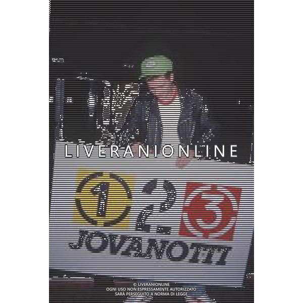 DIAP-RETROSPETTIVA LORENZO JOVANOTTI CANTANTE NLLA FOTO LORENZO JOVANOTTI A MILANO NELL\'ANNO 1985-90 AG ALDO LIVERANI SAS