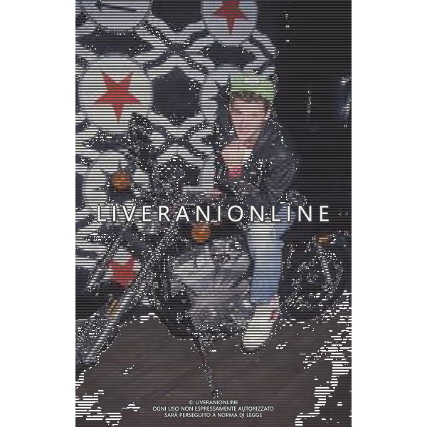 DIAP-RETROSPETTIVA LORENZO JOVANOTTI CANTANTE NLLA FOTO LORENZO JOVANOTTI A MILANO NELL\'ANNO 1985-90 AG ALDO LIVERANI SAS