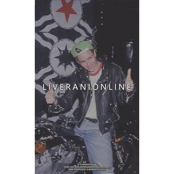 DIAP-RETROSPETTIVA LORENZO JOVANOTTI CANTANTE NLLA FOTO LORENZO JOVANOTTI A MILANO NELL\'ANNO 1985-90 AG ALDO LIVERANI SAS