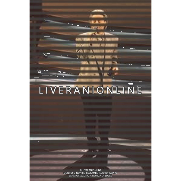 DIAP-RETROSPETTIVA AMEDEO MINGHI CANTANTE NELLA FOTO AMEDEO MINGHI A SANREMO NELL\'ANNO 1992 AG ALDO LIVERANI SAS
