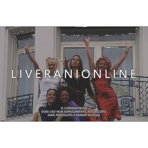 DIAP-RETROSPETTIVA COMPLESSO MUSICALE SPICE GIRLS NELLA FOTO IL COMPLESSO DELLE SPICE GIRLS A SANREMO NELL\'ANNO 1997 AG ALDO LIVERANI SAS