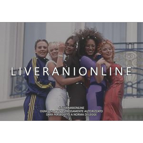 DIAP-RETROSPETTIVA COMPLESSO MUSICALE SPICE GIRLS NELLA FOTO IL COMPLESSO DELLE SPICE GIRLS A SANREMO NELL\'ANNO 1997 AG ALDO LIVERANI SAS