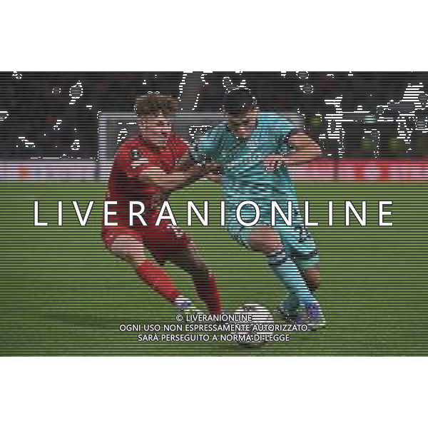 TVRG Bologna vs Friburgo nella foto Philipp Treu (Friburgo) e Nicolo’ Cambiaghi (Bologna) Bologna 02-10-2025 Stadio Renato Dall\'Ara Bologna vs Friburgo UEFA Europa League fase a girone unico - 2a giornata foto Roberto Garavaglia/Agenzia Aldo Liverani sas