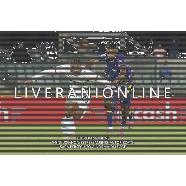 Rafik Belghali of Hellas Verona FC competes for the ball with Armand Gaetan Laurienté of US Sassuolo during Hellas Verona FC vs US Sassuolo, 6° Serie A Enilive 2025-26 game at Marcantonio Bentegodi stadium in Verona (VR), Italy, on October 03, 2025. (Photo by Davide Casentini) AG ALDO LIVERANI SAS
