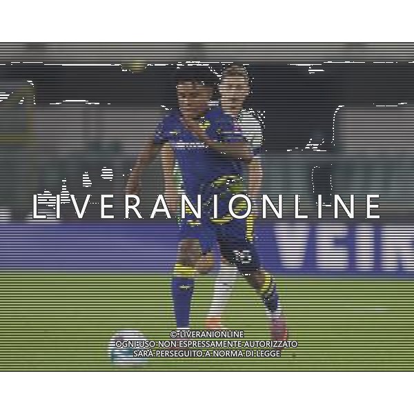 Gift Orban of Hellas Verona FC play the ball during Hellas Verona FC vs US Sassuolo, 6° Serie A Enilive 2025-26 game at Marcantonio Bentegodi stadium in Verona (VR), Italy, on October 03, 2025. (Photo by Davide Casentini)- AGENZIA ALDO LIVERANI SAS