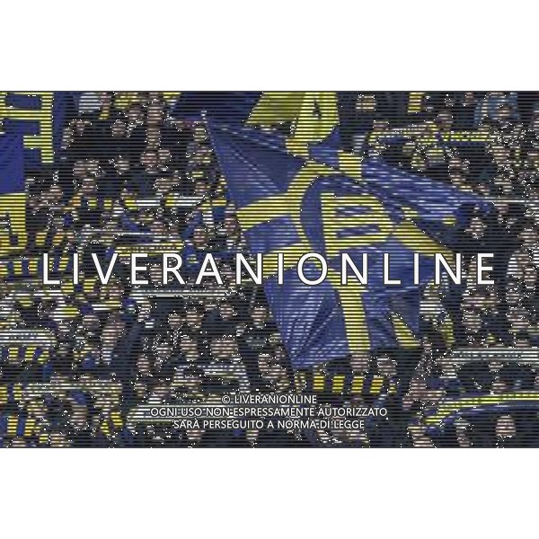 tifosi - Hellas Veorna fans show their support during Hellas Verona FC vs US Sassuolo, 6° Serie A Enilive 2025-26 game at Marcantonio Bentegodi stadium in Verona (VR), Italy, on October 03, 2025. (Photo by Davide Casentini)- AGENZIA ALDO LIVERANI SAS