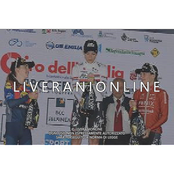 04-10-2025 Giro Dell\'emilia Donne; 2025, Ag Insurance - Soudal; 2025, Lidl - Trek Women; 2025, Fenix - Deceuninck; Le Court De Billot, Kimberley; Fisher Black, Niamh; Kastelijn, Yara; Amici, Adriano; Bologna - San Luca; ©SIROTTI - AGENZIA ALDO LIVERANI SAS