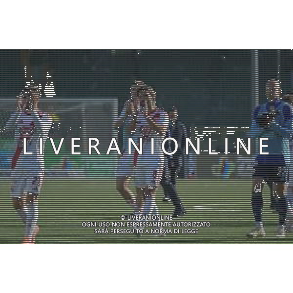 04 10 2025 - Avellino. Stadio Partenio-Lombardi. Serie B. Avellino-Mantova Nella foto saluto finale giocatori Mantova Foto Giuseppe Cuozzo/Agenzia Liverani