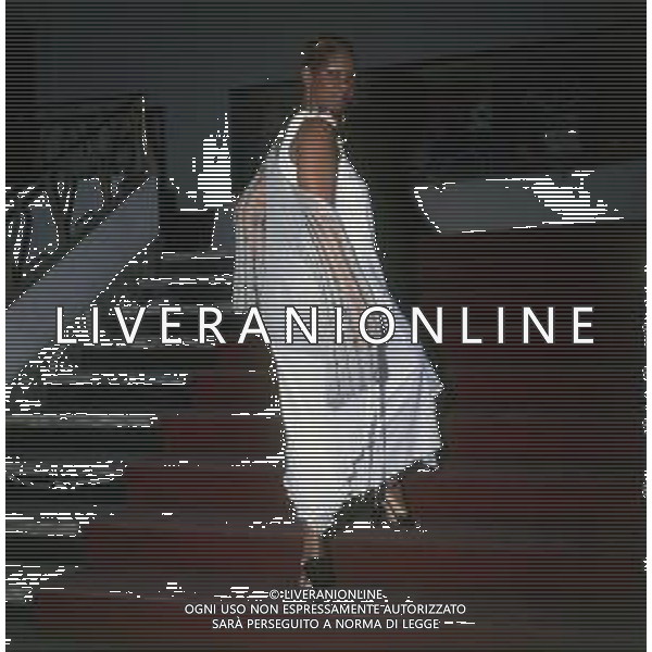 COL-RETROSPETTIVA ELLA ARMSTRONG ARTISTA INTERNAZIONALE NELLA FOTO ELLA ARMSTRONG AG ALDO LIVERANI SAS