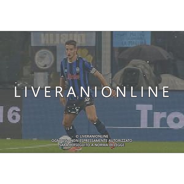 Mario Pasalic of Atalanta BC play the ball during Atalanta BC vs Como 1907, 6° Serie A Enilive 2025-26 game at New Balance Arena in Bergamo (BG), Italy, on October 04, 2025. (Photo by Davide Casentini)- AGENZIA ALDO LIVERANI SAS