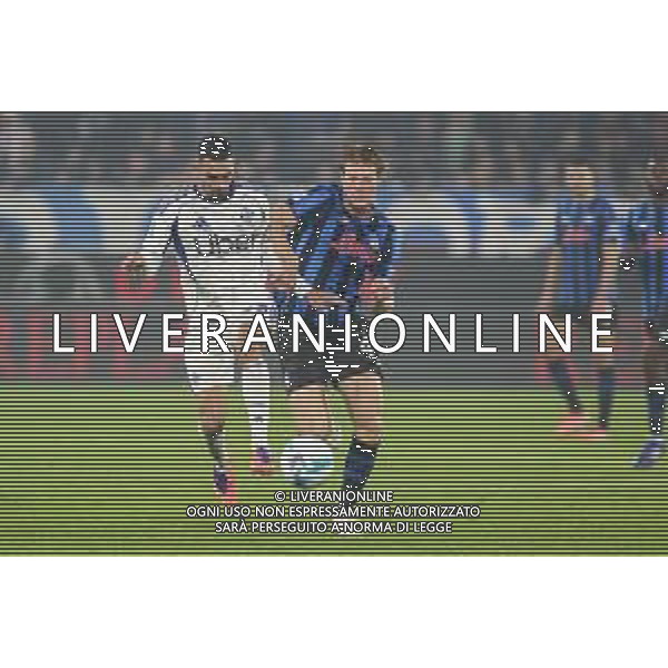Lucas Da Cunha of Como 1907 battle for the ball with Marco Brescianini of Atalanta BC during Atalanta BC vs Como 1907, 6° Serie A Enilive 2025-26 game at New Balance Arena in Bergamo (BG), Italy, on October 04, 2025. (Photo by Davide Casentini)- AGENZIA ALDO LIVERANI SAS