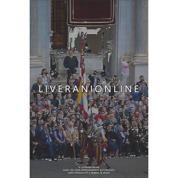 Citta’ del Vaticano 04 Ottobre 2025 Giuramento della Giuramento della Guardia Svizzera Pontificia alla presenza di Sua Santita’ Papa Leone XIV (non accadeva dal 1968 con Paolo VI) nel cortile di San Damaso del Palazzo Apostolico Nella foto: Foto Credit: Andrea Bracaglia- AGENZIA ALDO LIVERANI SAS