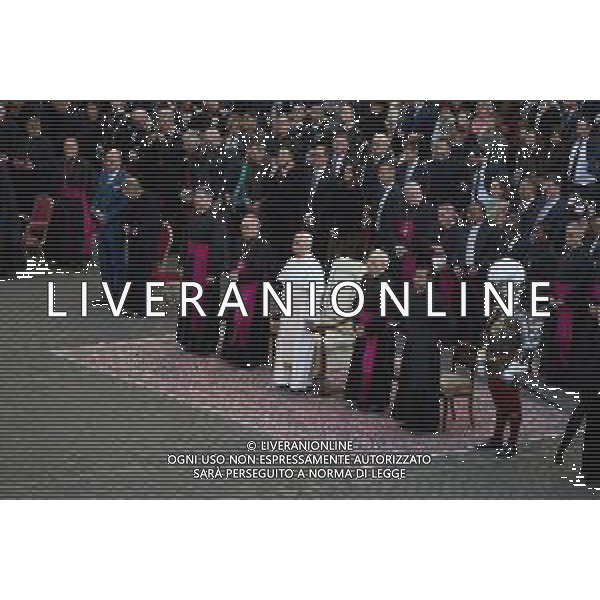 Citta’ del Vaticano 04 Ottobre 2025 Giuramento della Giuramento della Guardia Svizzera Pontificia alla presenza di Sua Santita’ Papa Leone XIV (non accadeva dal 1968 con Paolo VI) nel cortile di San Damaso del Palazzo Apostolico Nella foto: Papa Leone XIV Foto Credit: Andrea Bracaglia- AGENZIA ALDO LIVERANI SAS