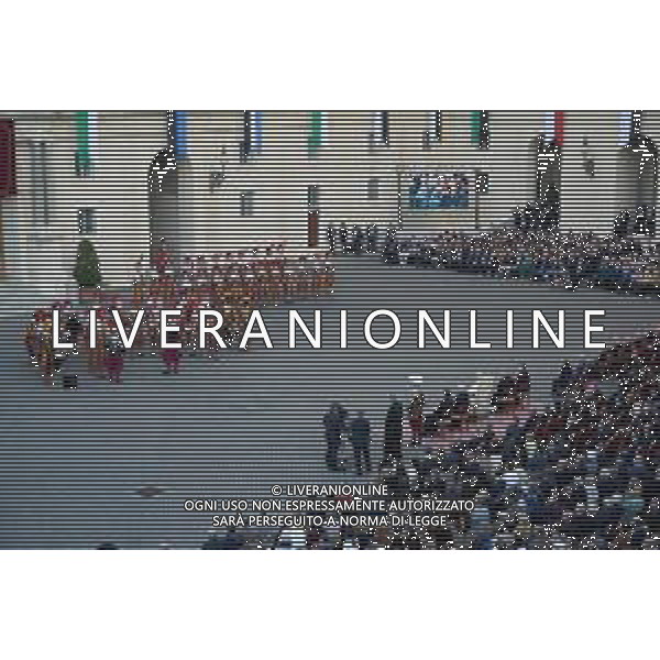 Citta’ del Vaticano 04 Ottobre 2025 Giuramento della Giuramento della Guardia Svizzera Pontificia alla presenza di Sua Santita’ Papa Leone XIV (non accadeva dal 1968 con Paolo VI) nel cortile di San Damaso del Palazzo Apostolico Nella foto: Papa Leone XIV Foto Credit: Andrea Bracaglia- AGENZIA ALDO LIVERANI SAS