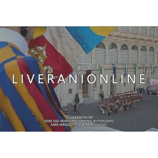 Citta’ del Vaticano 04 Ottobre 2025 Giuramento della Giuramento della Guardia Svizzera Pontificia alla presenza di Sua Santita’ Papa Leone XIV (non accadeva dal 1968 con Paolo VI) nel cortile di San Damaso del Palazzo Apostolico Nella foto: Foto Credit: Andrea Bracaglia- AGENZIA ALDO LIVERANI SAS