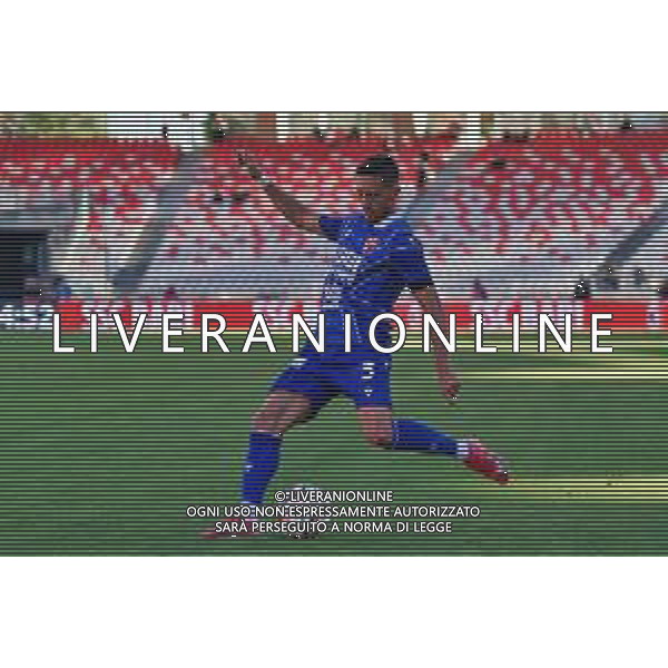TVEM October 04, 2025 Bari, Italy - SSC Bari vs Padova Calcio - Italian Soccer Serie B 2025/2026 - San Nicola Stadium. In the pic: Antonio Barreca of Padova Calcio foto emmanuele mastrodonato-ag aldo liverani sas
