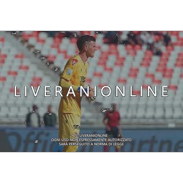 TVEM October 04, 2025 Bari, Italy - SSC Bari vs Padova Calcio - Italian Soccer Serie B 2025/2026 - San Nicola Stadium. In the pic: Vincenzo Onofrietti of SSC Bari foto emmanuele mastrodonato-ag aldo liverani sas