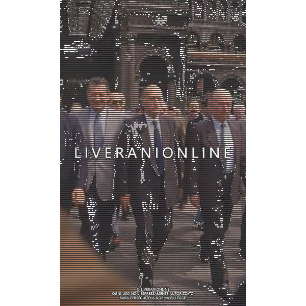 DIAP-RETROSPETTIVA GIORGIO ALMIRANTE POLITICO NELLA FOTO GIORGIO ALMIRANTE IN PIAZZA DUOMO A MILANO NELL\'ANNO 1987 E FRANCO SERVELLO AG ALDO LIVERANI SAS