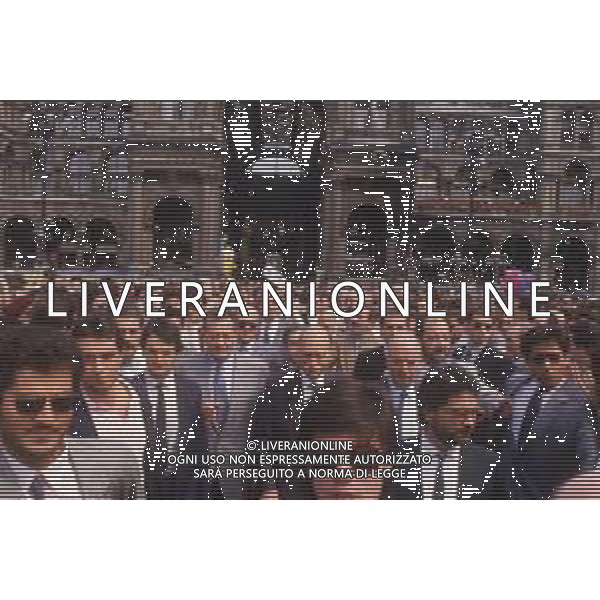DIAP-RETROSPETTIVA GIORGIO ALMIRANTE POLITICO NELLA FOTO GIORGIO ALMIRANTE IN PIAZZA DUOMO A MILANO NELL\'ANNO 1987 AG ALDO LIVERANI SAS