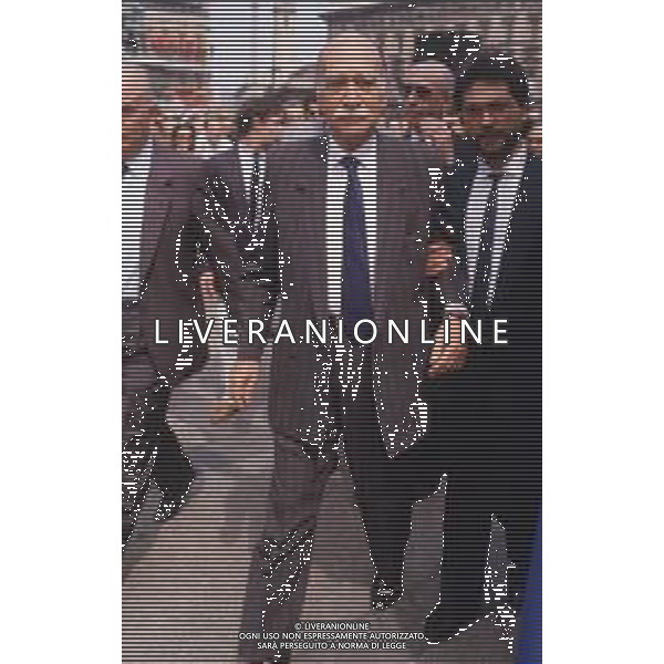 DIAP-RETROSPETTIVA GIORGIO ALMIRANTE POLITICO NELLA FOTO GIORGIO ALMIRANTE IN PIAZZA DUOMO A MILANO NELL\'ANNO 1987 AG ALDO LIVERANI SAS