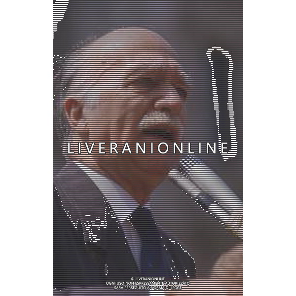 DIAP-RETROSPETTIVA GIORGIO ALMIRANTE POLITICO NELLA FOTO GIORGIO ALMIRANTE IN PIAZZA DUOMO A MILANO NELL\'ANNO 1987 AG ALDO LIVERANI SAS
