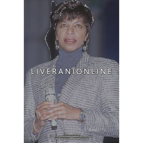 DIAP-RETROSPETTIVA NATALIE COLE CANTANTE NELLA FOTO NATALIE COLE A SANREMO NELL\'ANNO 1992 AG ALDO LIVERANI SAS