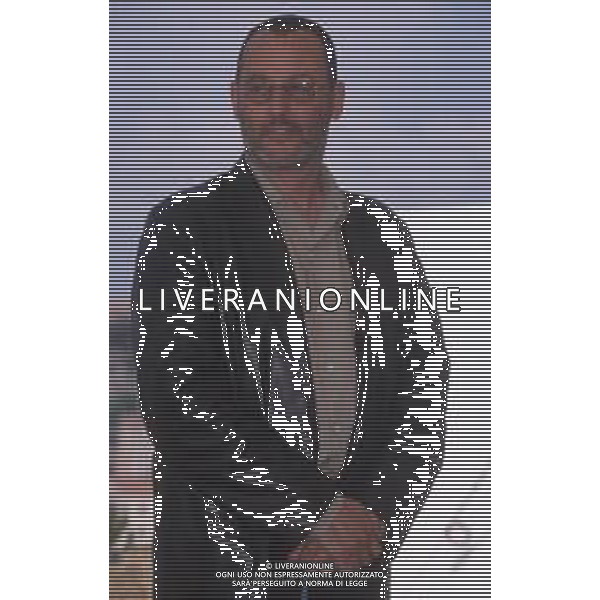 DIA-RETROSPETTIVA JEAN RENO ATTORE NELLA FOTO JEAN RENO A CANNES NELL\'ANNO 1998 AG ALDO LIVERANI SAS