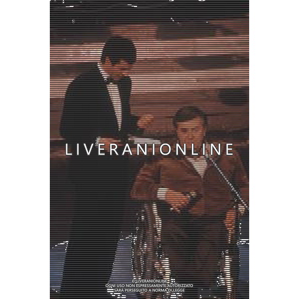 DIAP-RETROSPETTIVA PIERANGELO BERTOLI CANTANTE NELLA FOTO PIERANGELO BERTOLI A SANREMO NELL\'ANNO 1991 AG ALDO LIVERANI SAS