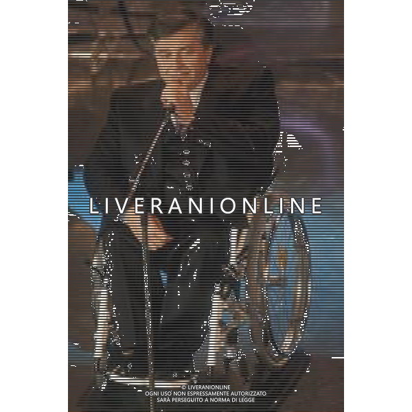 DIAP-RETROSPETTIVA PIERANGELO BERTOLI CANTANTE NELLA FOTO PIERANGELO BERTOLI A SANREMO NELL\'ANNO 1991 AG ALDO LIVERANI SAS