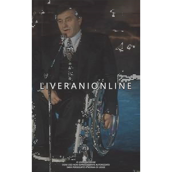 DIAP-RETROSPETTIVA PIERANGELO BERTOLI CANTANTE NELLA FOTO PIERANGELO BERTOLI A SANREMO NELL\'ANNO 1991 AG ALDO LIVERANI SAS