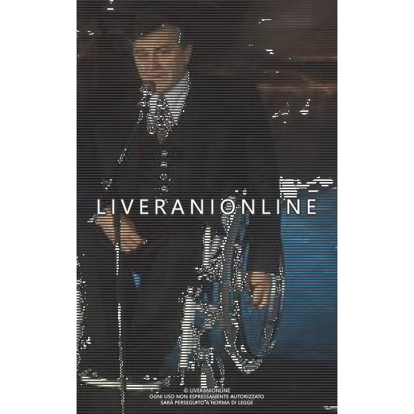 DIAP-RETROSPETTIVA PIERANGELO BERTOLI CANTANTE NELLA FOTO PIERANGELO BERTOLI A SANREMO NELL\'ANNO 1991 AG ALDO LIVERANI SAS