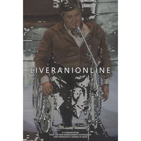 DIAP-RETROSPETTIVA PIERANGELO BERTOLI CANTANTE NELLA FOTO PIERANGELO BERTOLI A SANREMO NELL\'ANNO 1991 AG ALDO LIVERANI SAS