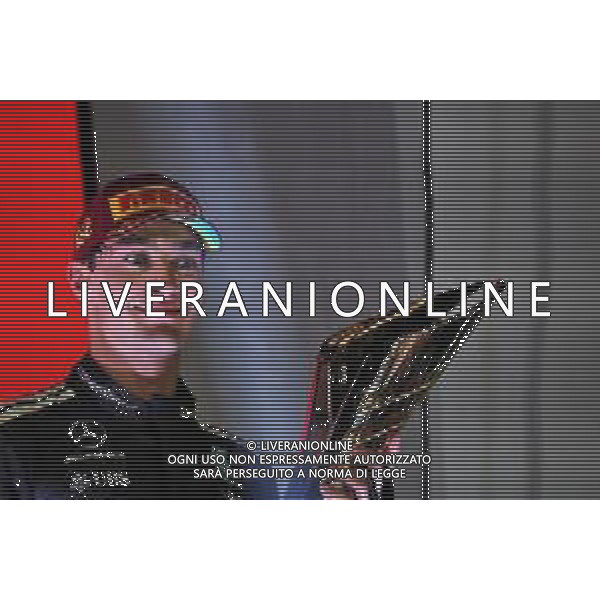 Race winner George Russell (GBR) Mercedes AMG F1 celebrates on the podium. 05.10.2025. Formula 1 World Championship, Rd 18, Singapore Grand Prix, Marina Bay Street Circuit, Singapore, Race Day. - www.xpbimages.com, EMail: requests@xpbimages.com © Copyright: Batchelor / XPB Images AG ALDO LIVERANI SAS-ONLY ITALY