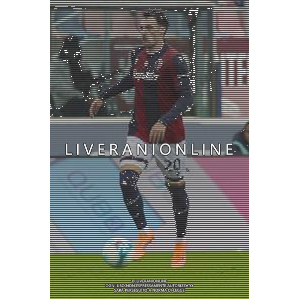 Nadir Zortea of Bologna FC play the ball during Bologna BFC vs Pisa SC, 6° Serie A Enilive 2025-26 game at Renato Dall\'Ara stadium in Bologna (BO), Italy, on October 05, 2025. (Photo by Davide Casentini) AG ALDO LIVERANI SAS