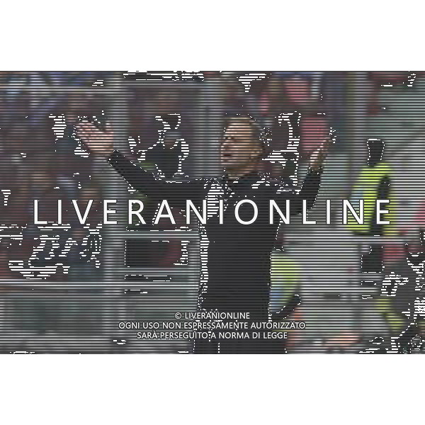 Alberto Gilardino Head Coach of Pisa SC gestures during Bologna BFC vs Pisa SC, 6° Serie A Enilive 2025-26 game at Renato Dall\'Ara stadium in Bologna (BO), Italy, on October 05, 2025. (Photo by Davide Casentini) AG ALDO LIVERANI SAS