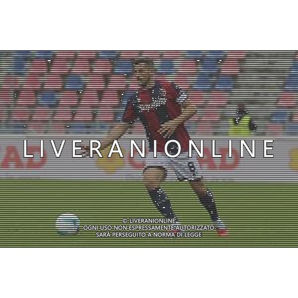 Remo Freuler of Bologna FC play the ball during Bologna BFC vs Pisa SC, 6° Serie A Enilive 2025-26 game at Renato Dall\'Ara stadium in Bologna (BO), Italy, on October 05, 2025. (Photo by Davide Casentini) AG ALDO LIVERANI SAS