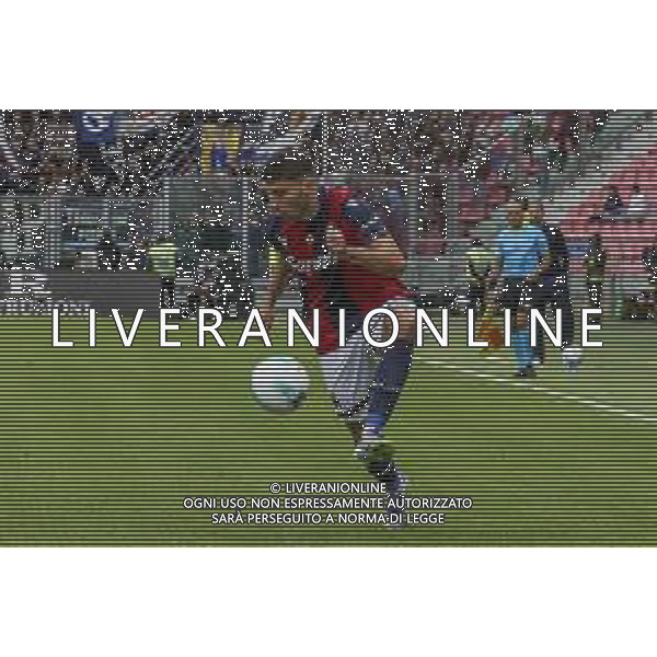 Nicolò Cambiaghi of Bologna FC play the ball during Bologna BFC vs Pisa SC, 6° Serie A Enilive 2025-26 game at Renato Dall\'Ara stadium in Bologna (BO), Italy, on October 05, 2025. (Photo by Davide Casentini) AG ALDO LIVERANI SAS