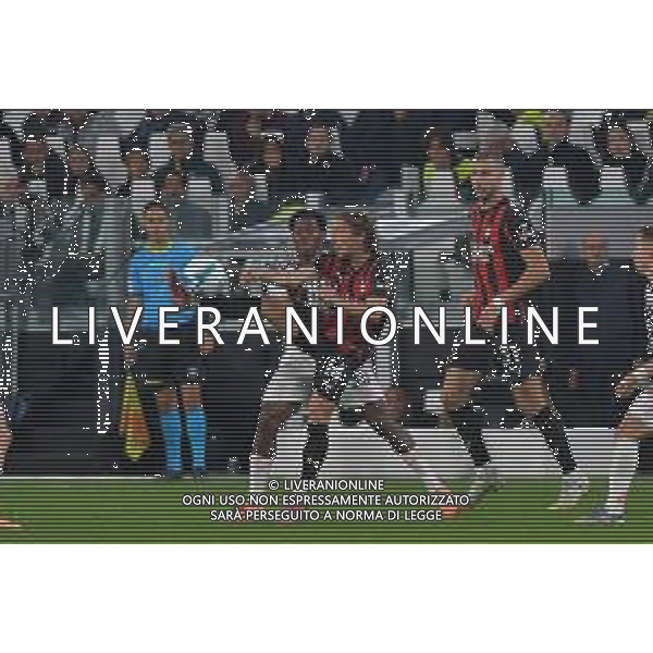 Torino 05.10.2025 Allianz Stadium @Manuela Viganti /Ag. Aldo Liverani sas Juventus vs Milan Campionato Calcio Serie A Enilive 2025/2026 6a giornata Nella foto: luka modric e jonathan david ©Viganti - AGENZIA ALDO LIVERANI SAS