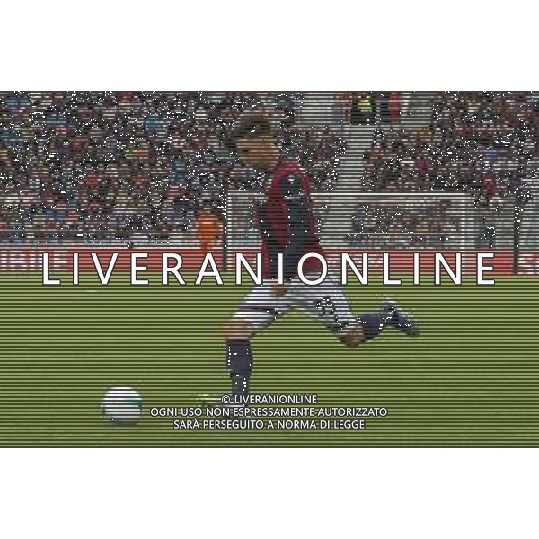 Juan Miranda Gonzalez "Miranda" of Bologna FC play the ball during Bologna BFC vs Pisa SC, 6° Serie A Enilive 2025-26 game at Renato Dall\'Ara stadium in Bologna (BO), Italy, on October 05, 2025. (Photo by Davide Casentini) AG ALDO LIVERANI SAS