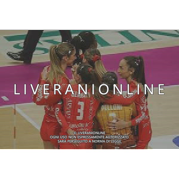 TVRCOR – UYBA Busto Arsizio vs Imoco Conegliano – LVF Serie A1 – 1° turno LVF Serie A1 Pallavolo Femminile E-Work Arena Busto Arsizio (VA) 06-10-2025 nella foto esultanza Uyba Volley Busto Arsizio ©TVRCOR Roberta Corradin - AGENZIA ALDO LIVERANI SAS