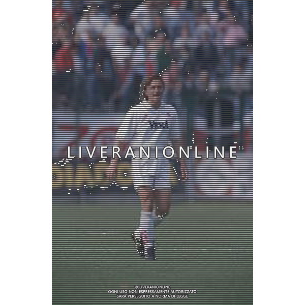 DIAP-RETROSPETTIVA DAMIANO LOGHI CALCIATORE NELLA FOTO DAMIANO LONGHI CON LA MAGLIA DEL PADOVA CALCIO AG ALDO LIVERANI SAS