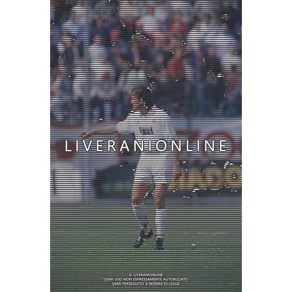 DIAP-RETROSPETTIVA DAMIANO LOGHI CALCIATORE NELLA FOTO DAMIANO LONGHI CON LA MAGLIA DEL PADOVA CALCIO AG ALDO LIVERANI SAS