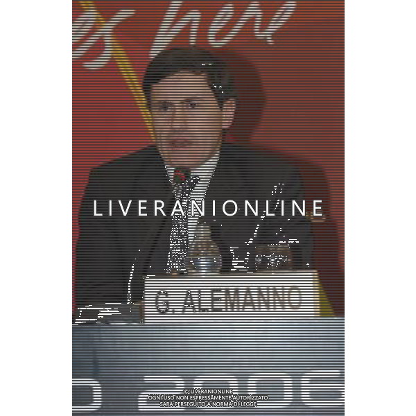 TORINO 24/02/2006 CONFERENZA STAMPA DEL MINISTRO ALEMANNO AL MEDIA PRESS CENTER DEL LINGOTTO NELLA FOTO IL MINISTRO ALEMANNO GIANNI PH GIGI ARCAINI/AG.ALDO LIVERANI