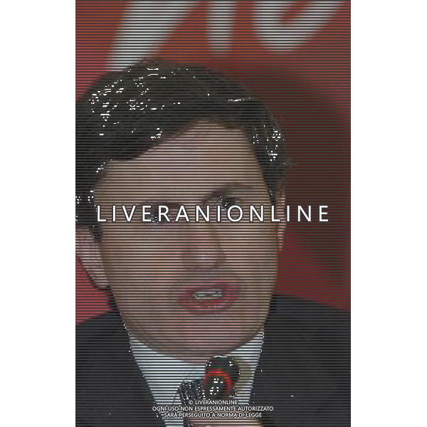 TORINO 24/02/2006 CONFERENZA STAMPA DEL MINISTRO ALEMANNO AL MEDIA PRESS CENTER DEL LINGOTTO NELLA FOTO IL MINISTRO ALEMANNO GIANNI PH GIGI ARCAINI/AG.ALDO LIVERANI